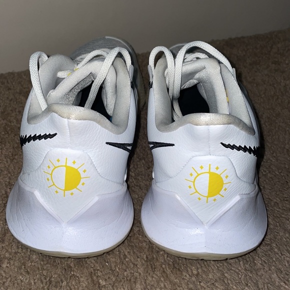 Kyrie Low 3 3 EP “Eclipse” - Picture 2 of 5